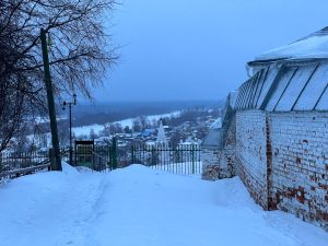 Троице-Никольский монастырь. Монастырская стена. Утреннее фото. Зима 2022